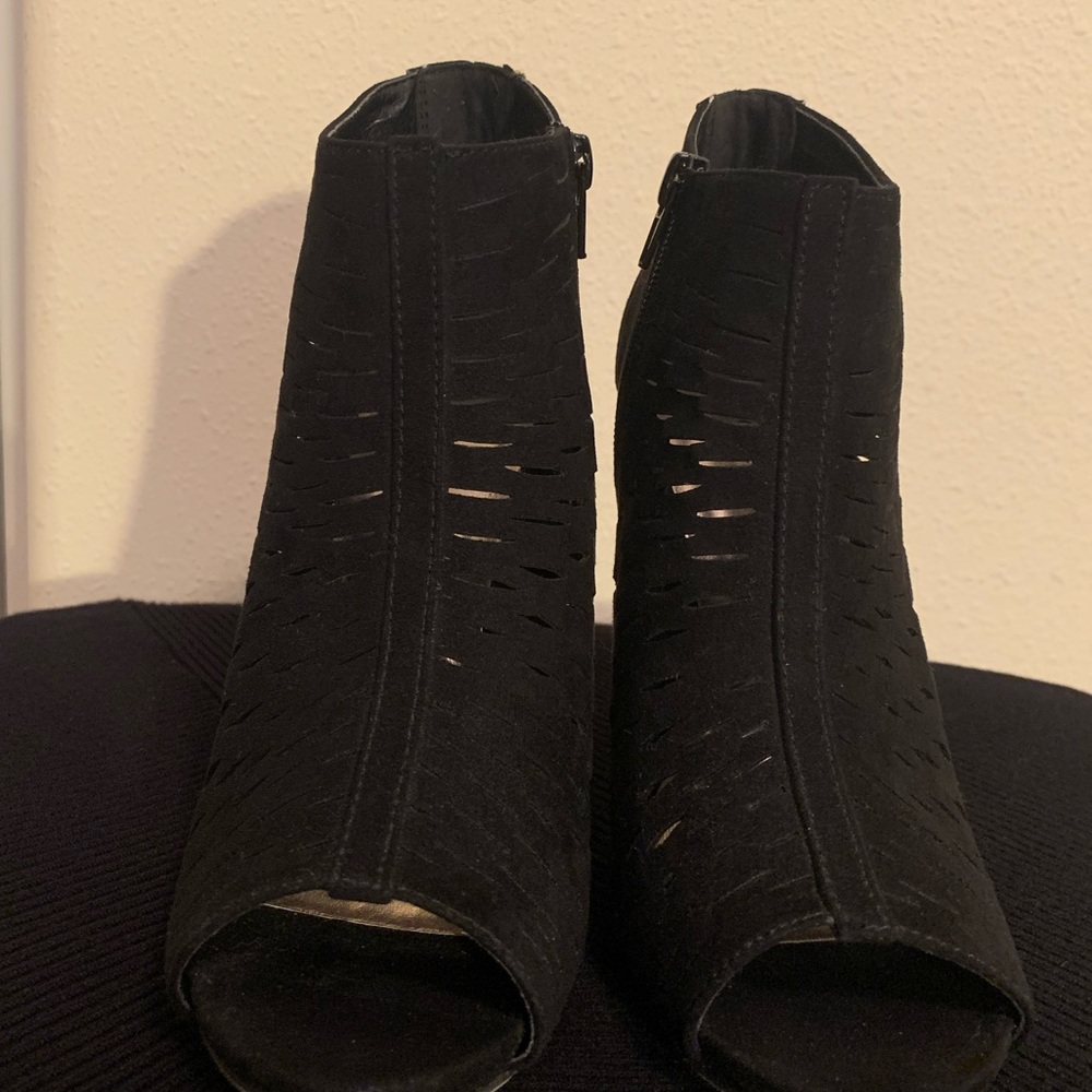 Madden Girl Heels - Picture 4 of 5